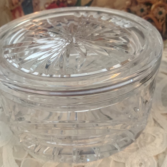 Waterford Crystal Oval Covered Box Limited Series Estate Sale-Etched Signing - Picture 2 of 5
